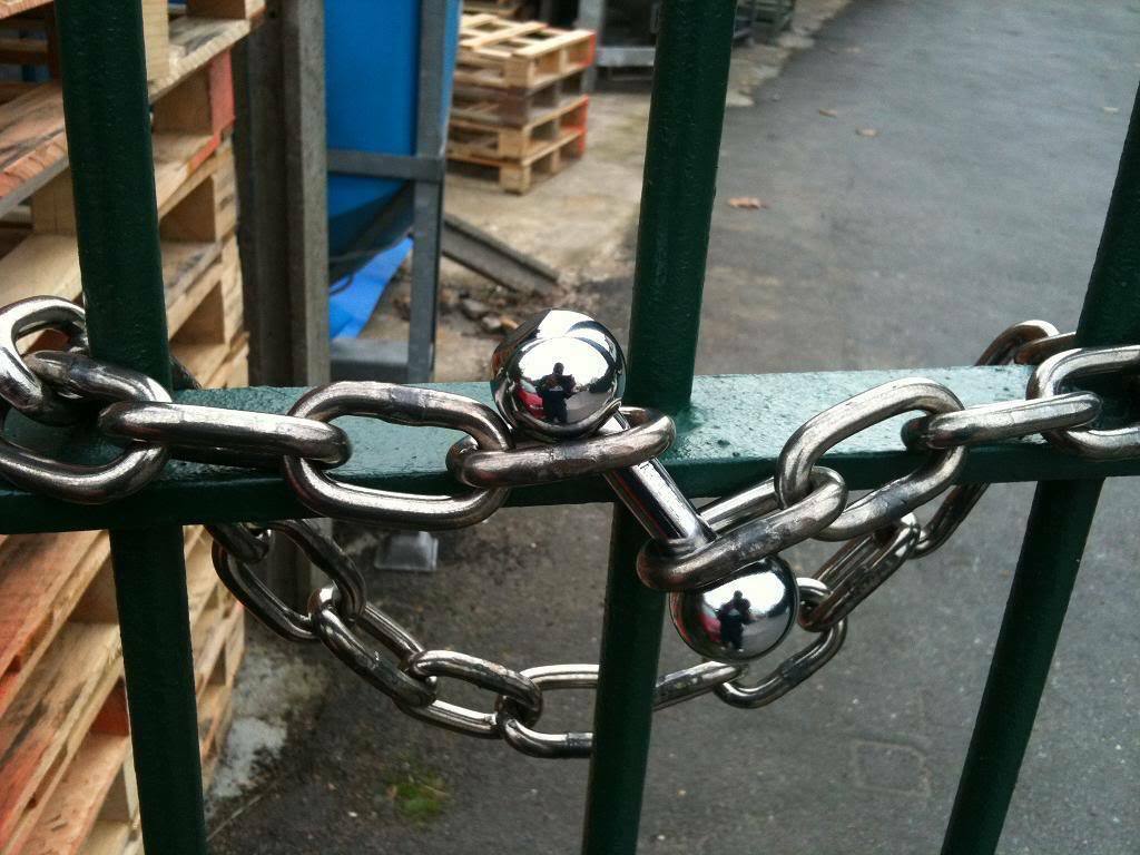 Meroni ME3388-36 Solid High Security Motorbike Van Gate Shutter Shed Padlocks - Image 3